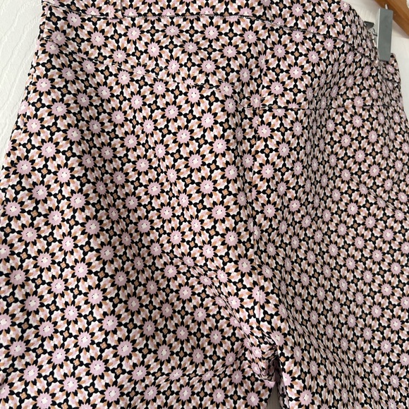 Atmosphere print pants, women’s size 6 - Picture 4 of 7